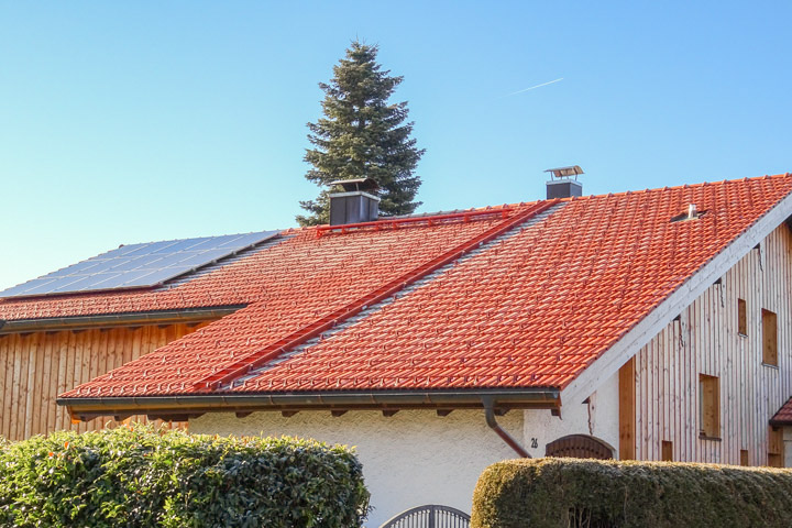 Dacheindeckung der Zimmerei Sigmund Heiß in Miesbach